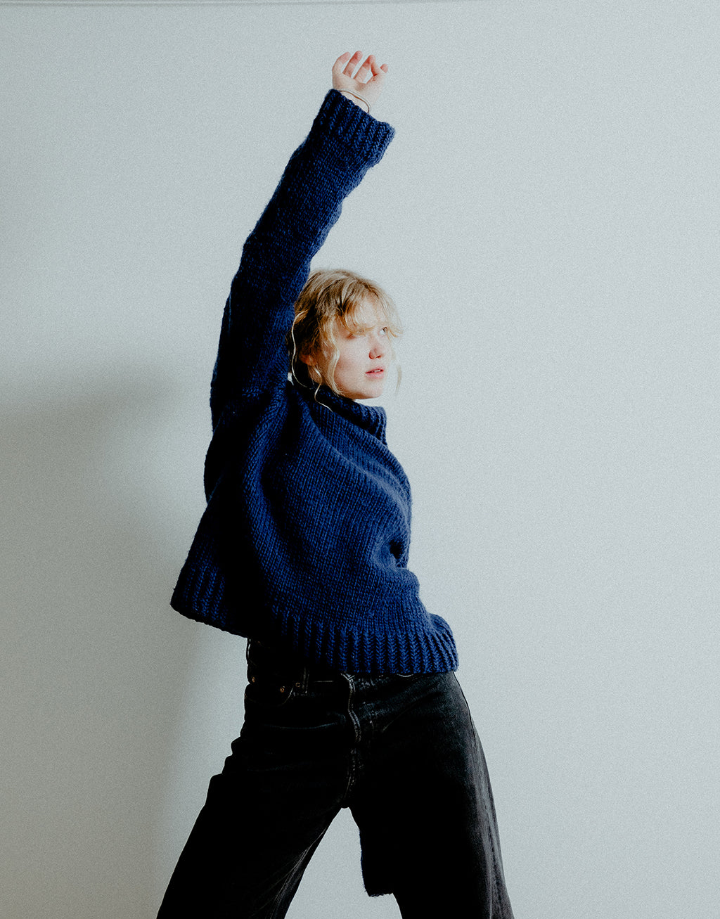 Big blue knit pattern